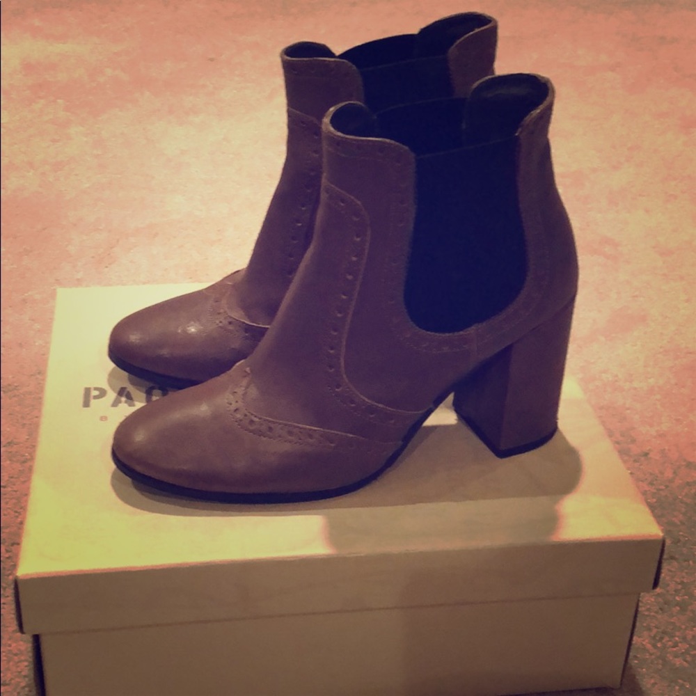 Anthropologie Paola Ferri Ankle Boot Size 39